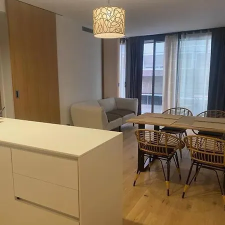 Piso Lujo De La Playa Lloret. Апартаменти *