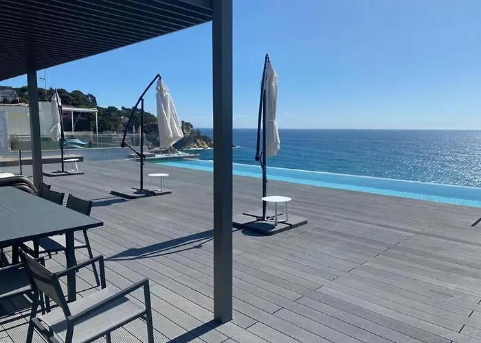 Piso Lujo De La Playa Lloret. Διαμέρισμα *